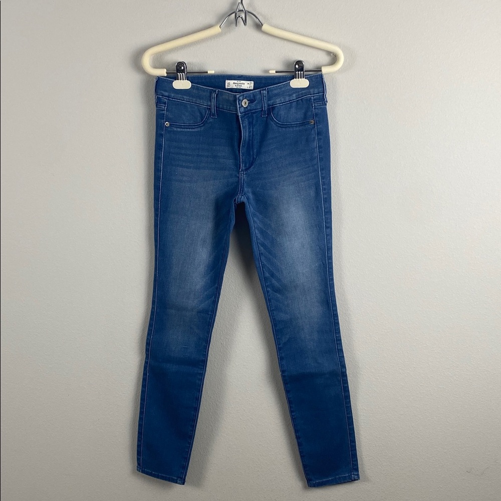 Abercrombie & Fitch Skinny Fit Stretch Denim Jean | Low Rise | Mid Blue Wash